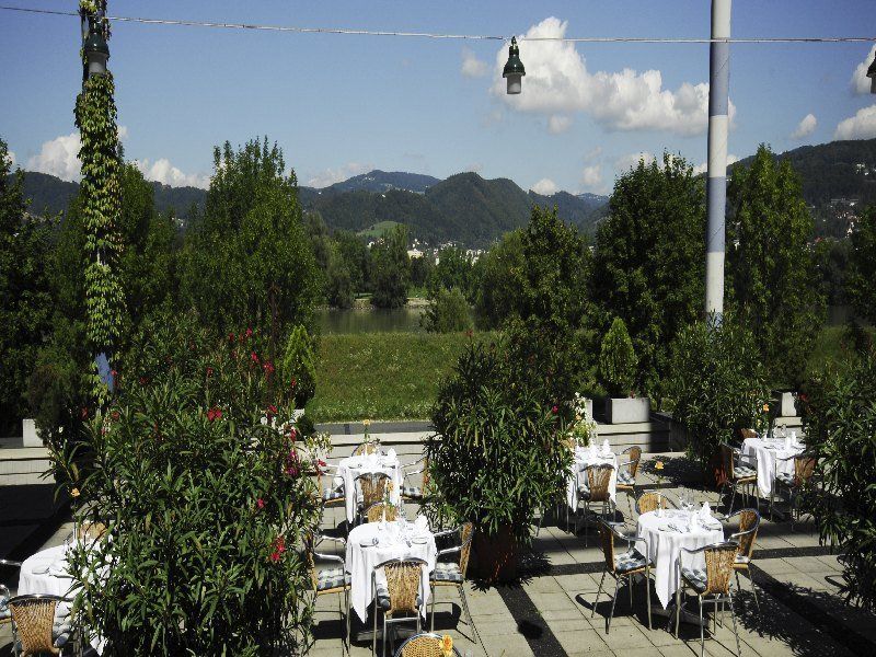 Trans World Hotel Donauwelle Linz Restaurant photo